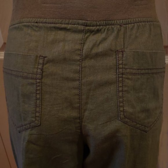 Faded Glory Deep Linchen Green Tie Waist Pull On Capris Size 6 NWT - Picture 5 of 9